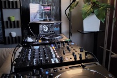 studio-1
